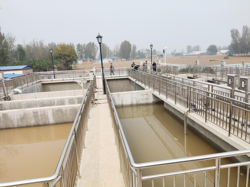 慶祝公司濮陽汚水處理項目(mu)註水投入使(shi)用(yong)