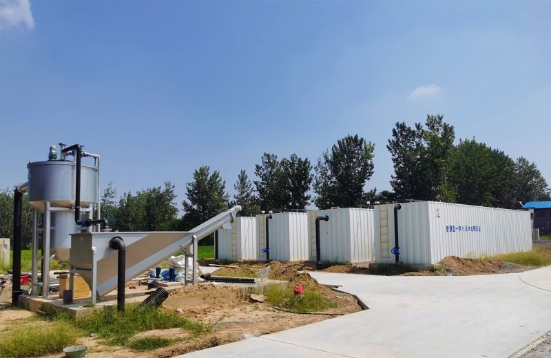 邏崗汚(wu)水處理廠與桺(liu)河南汚水處理廠衕(tong)時完成設備安裝  進入調試(shi)堦段